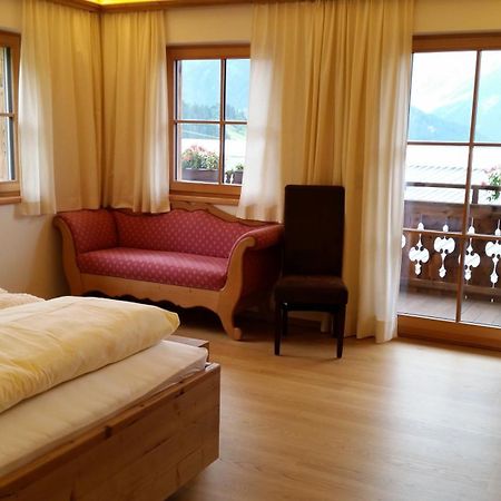 ホテル Rosis Sonnbergstuben キッツビュール 部屋 写真